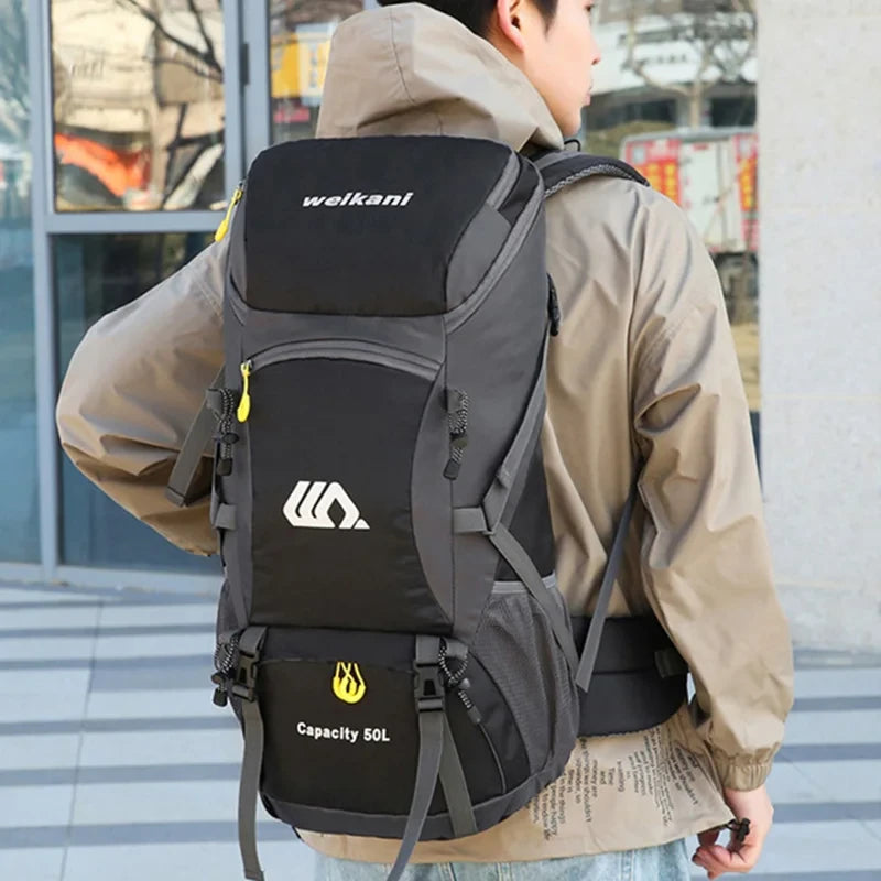 Large Capacity Mountain Hiking Backpack